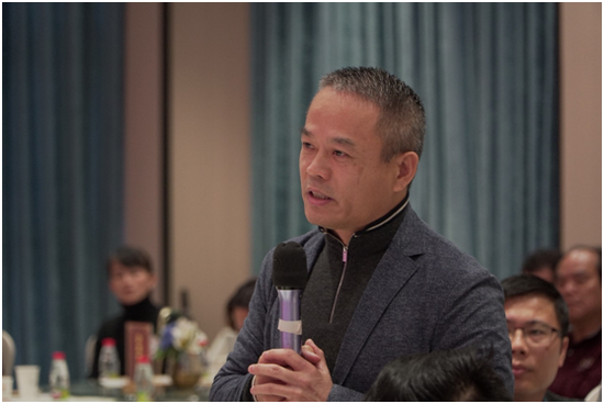 海南画王文华传播有限公司董事长陈润符敦孝摄